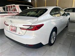 تۆیۆتا کامری